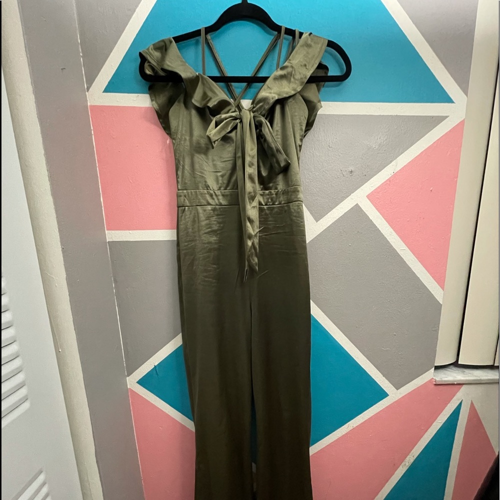 Olive green jumper / size -Xs